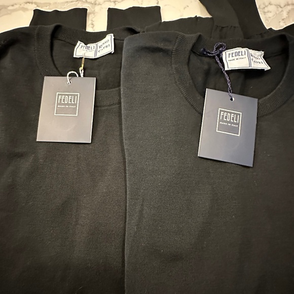 12 LONG SLEEVE COTTON SWEATERS IN MULTIPLE COLORS - Picture 7 of 9